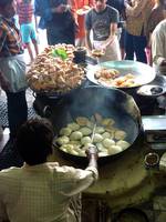 Leckere Puris in Haridwar